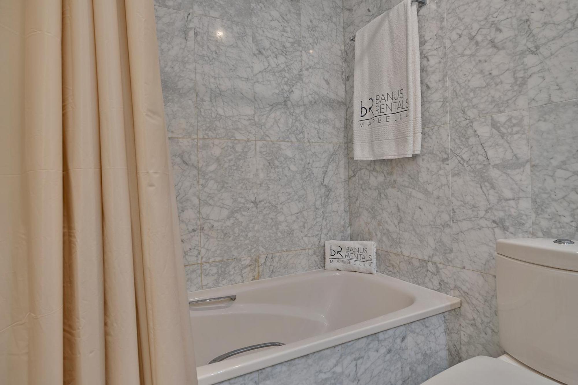 2 Bedroom Apartment In Medina Garden - Puerto Banus Marbellac Extérieur photo