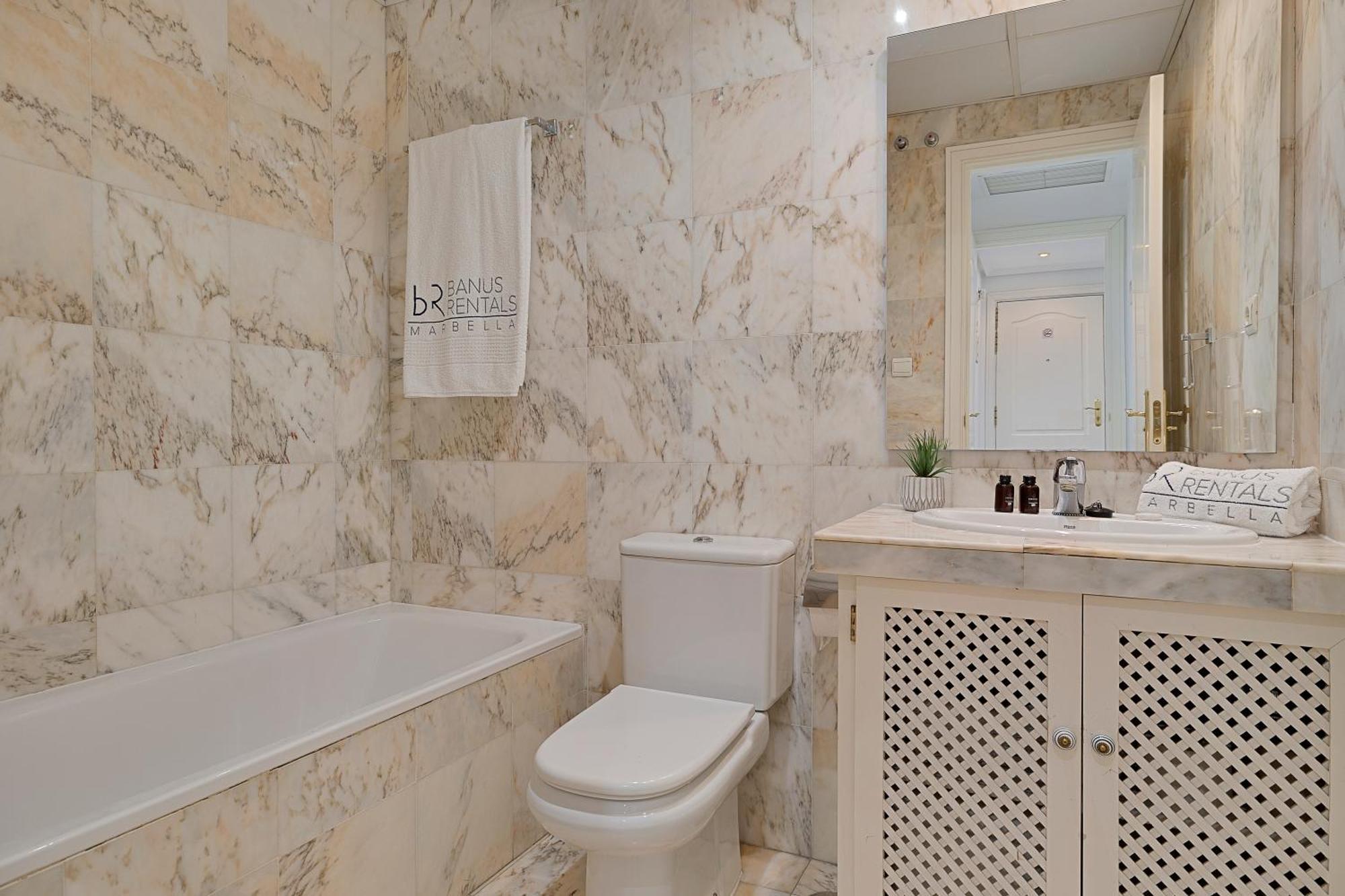 2 Bedroom Apartment In Medina Garden - Puerto Banus Marbellac Extérieur photo